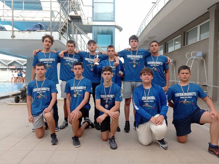 Бронз за формацията U15 мъже